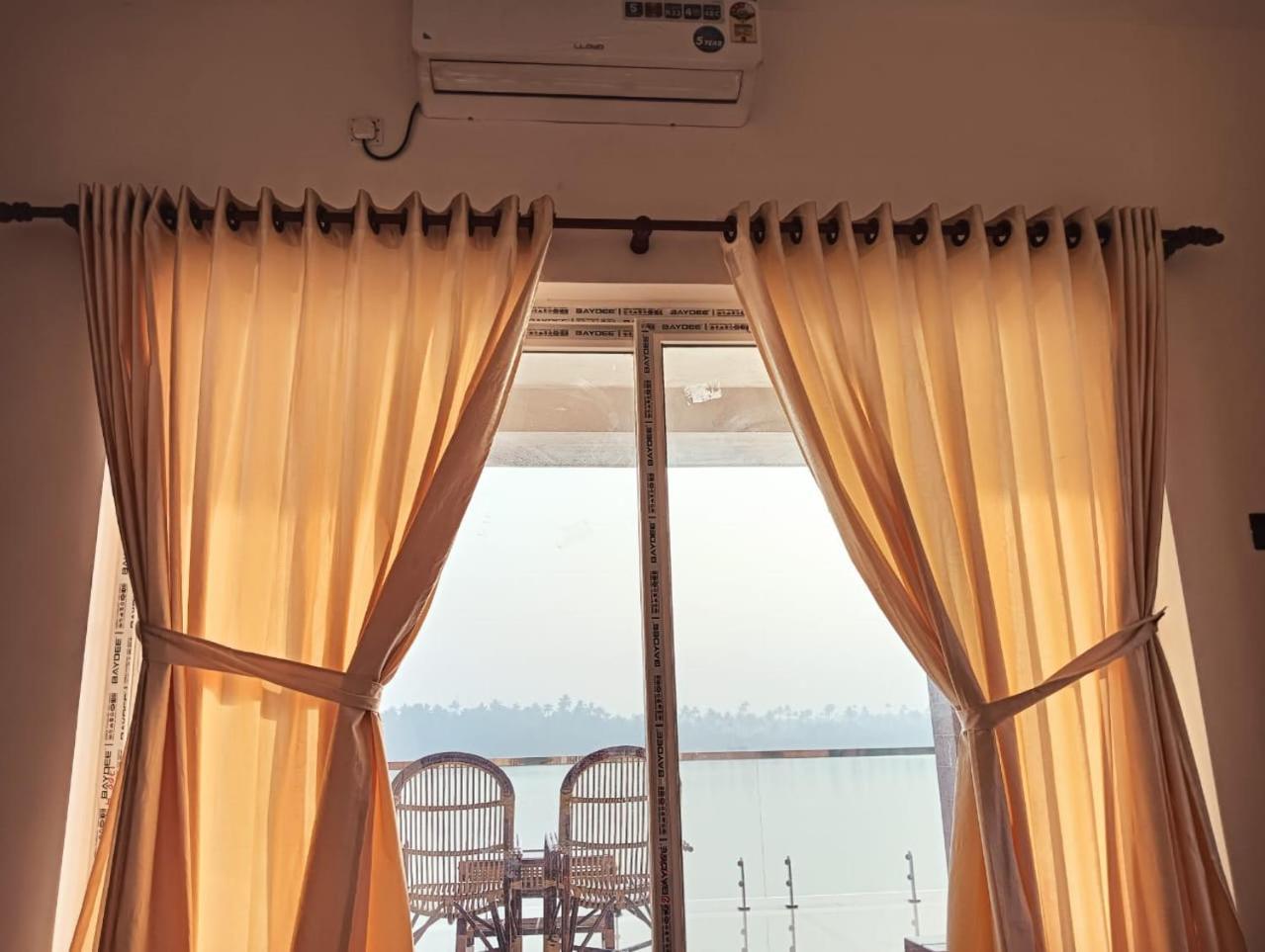 Sagar Beach Villas Home Stay Cherai Beach Exterior photo